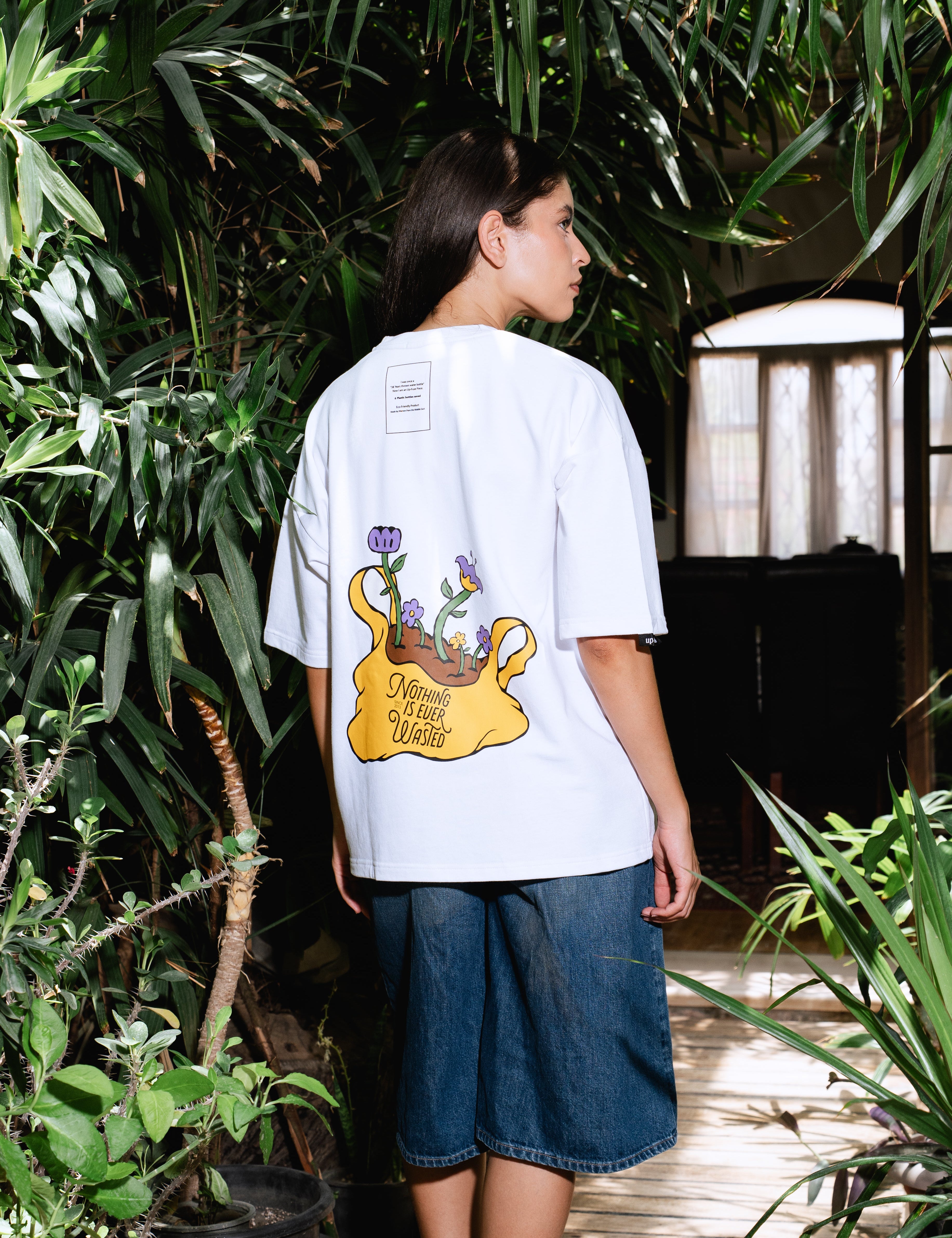 Nothing is ever Wasted Oversized T-shirt - Black